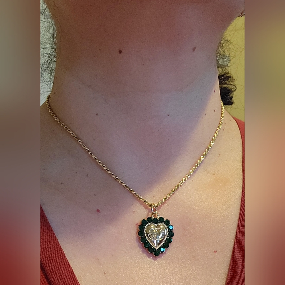 Elegant Gucci Heart Gold Charm